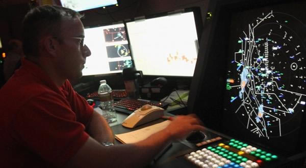 ͨ��һ̨��ͨ�ıʼǱ����ԣ��ڿ;Ϳ������ֻ����İ�ȫ����