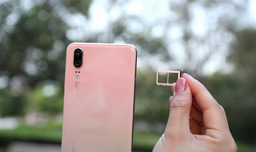 手机品牌华为P20如何装手机卡?华为P20安装手机卡指南_安卓手机